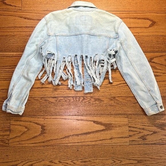 Furst of a Kind Blue Denim Y2K Vintage Cropped Distressed Jean Jacket A32 - Picture 3 of 3